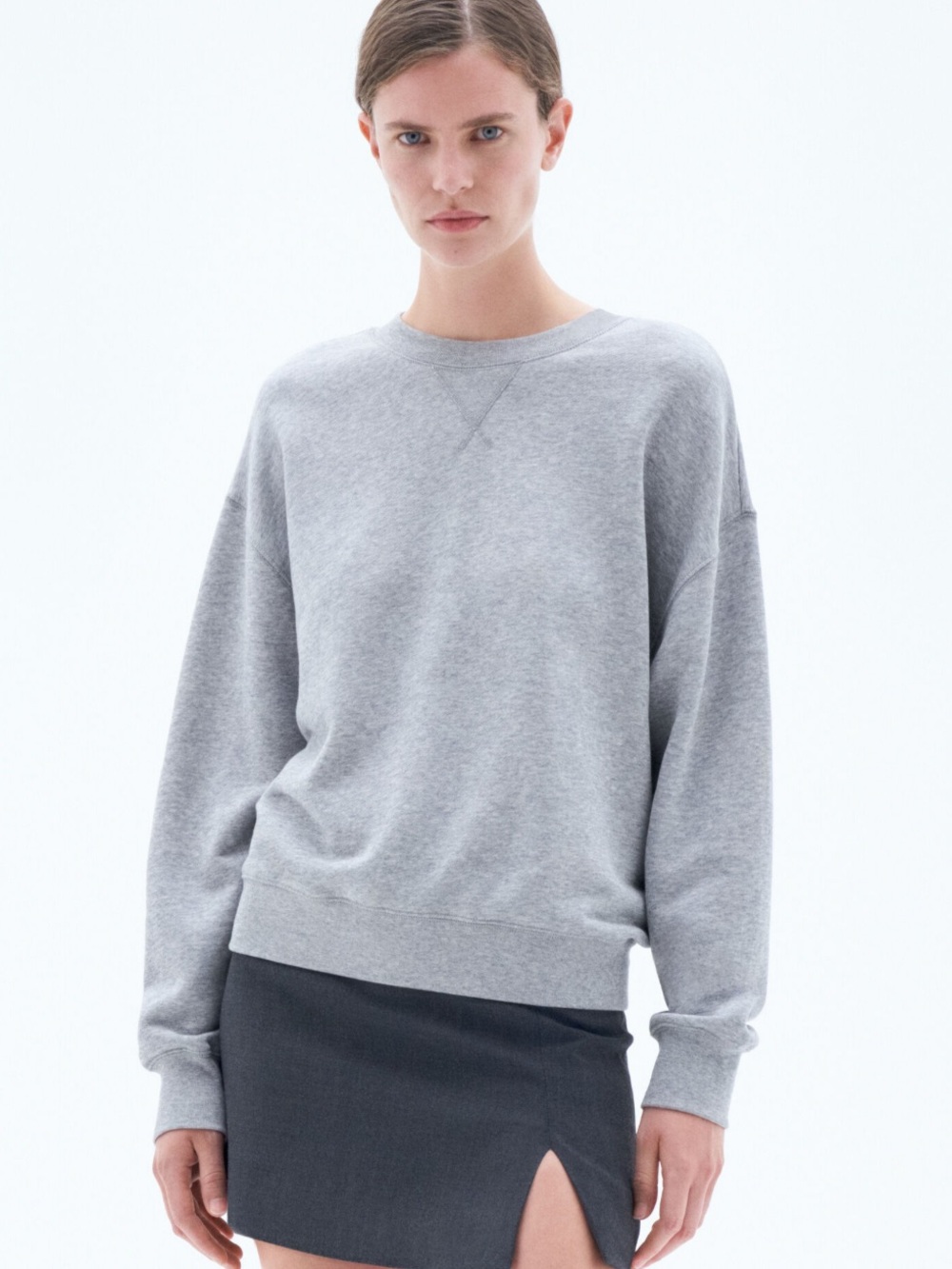 FILIPPA K  Gray Crewneck Sweatshirt. Size M